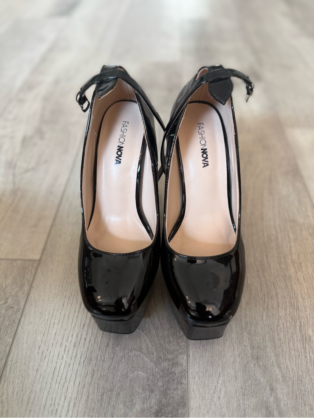 Fashion Nova Black Patent Platform Pumps Ankle Strap Heels Size 7.5